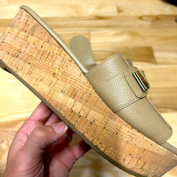 Michael Kors Beige Wedge Slides - Picture 8 of 11